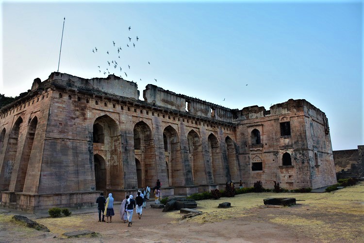 Hindola Mahal, Mandu in Mandav Gar Madhya Pradesh