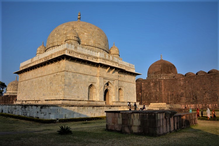 Marble Tomb of Hoshang Shah - Mandu Images - Inspiration for Taj Mahal